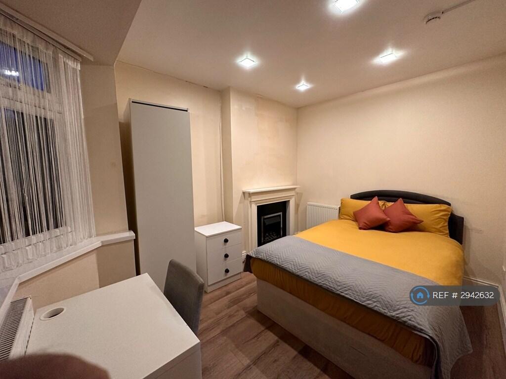 1 bed House Share for rent in Coventry. From OpenRent 1 bed House Share for rent in Coventry. From OpenRent