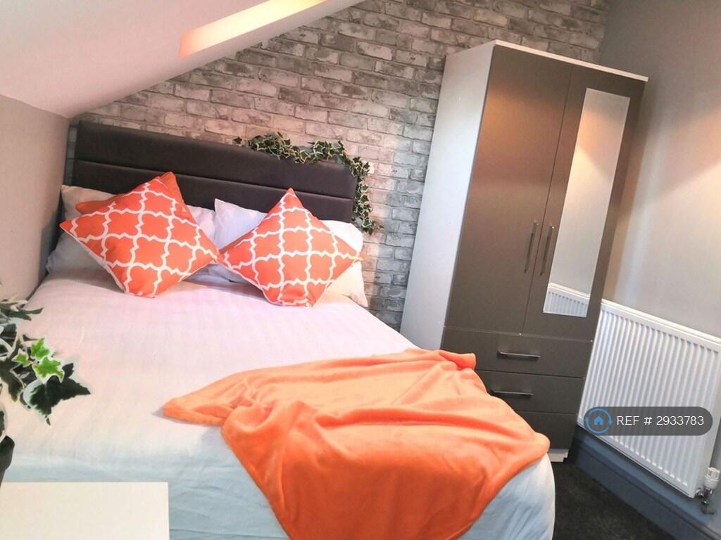 1 bed House Share for rent in Leicester. From OpenRent