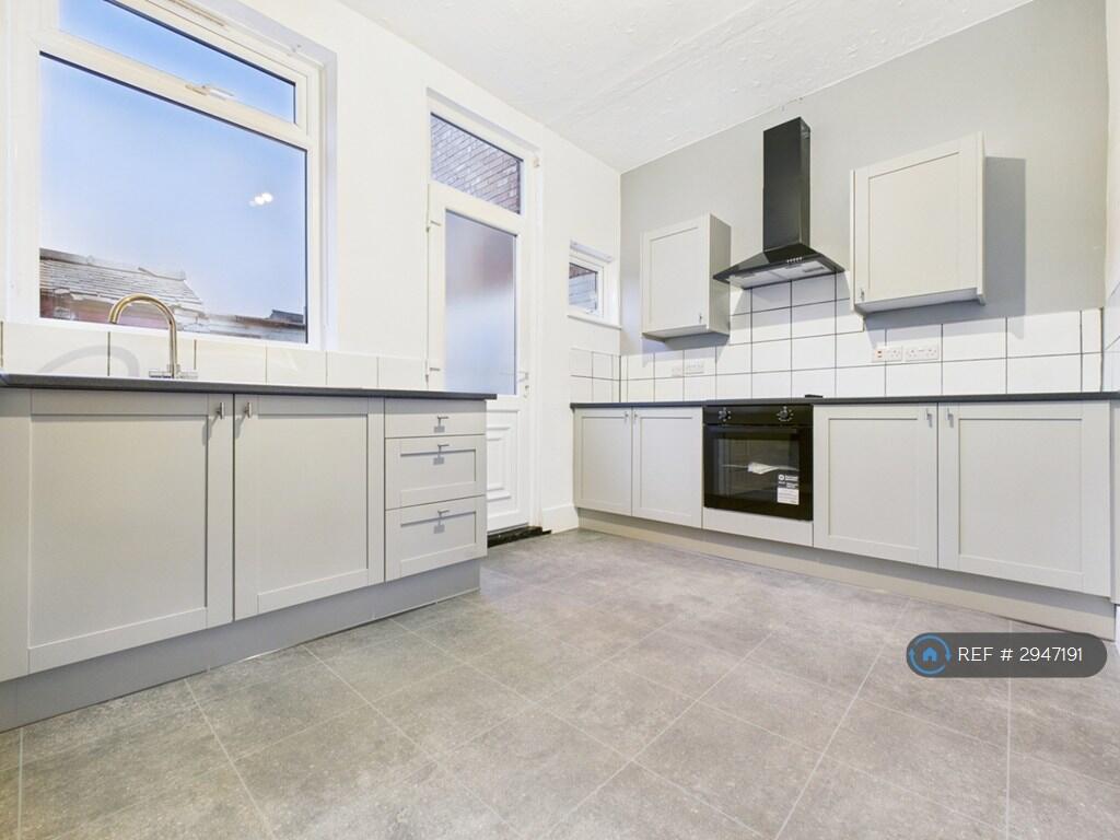 2 bed Mid Terraced House for rent in Darlington. From OpenRent