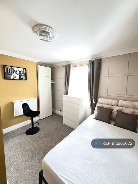 1 bed House Share for rent in Poole. From OpenRent 1 bed House Share for rent in Poole. From OpenRent