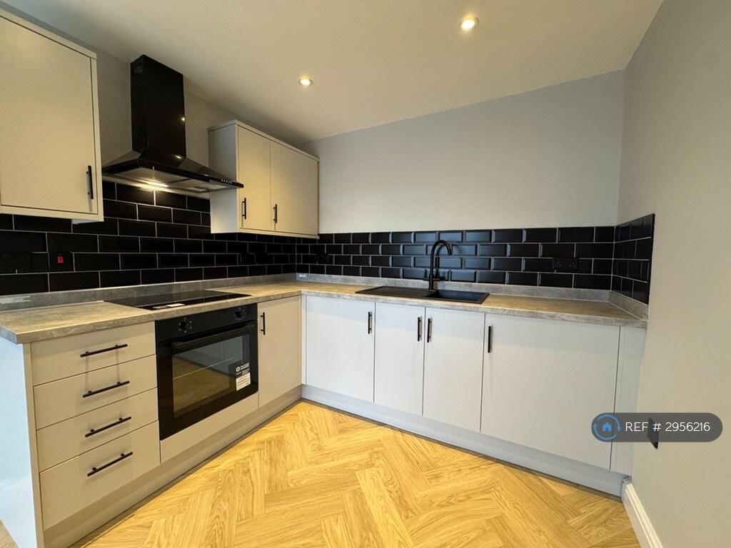 4 bed Studio for rent in Doncaster. From OpenRent