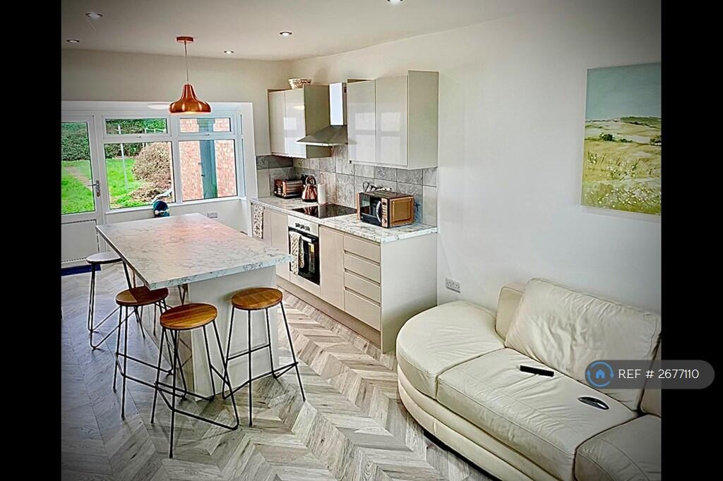 4 bed Semi Detached for rent in Lincoln. From OpenRent 4 bed Semi Detached for rent in Lincoln. From OpenRent