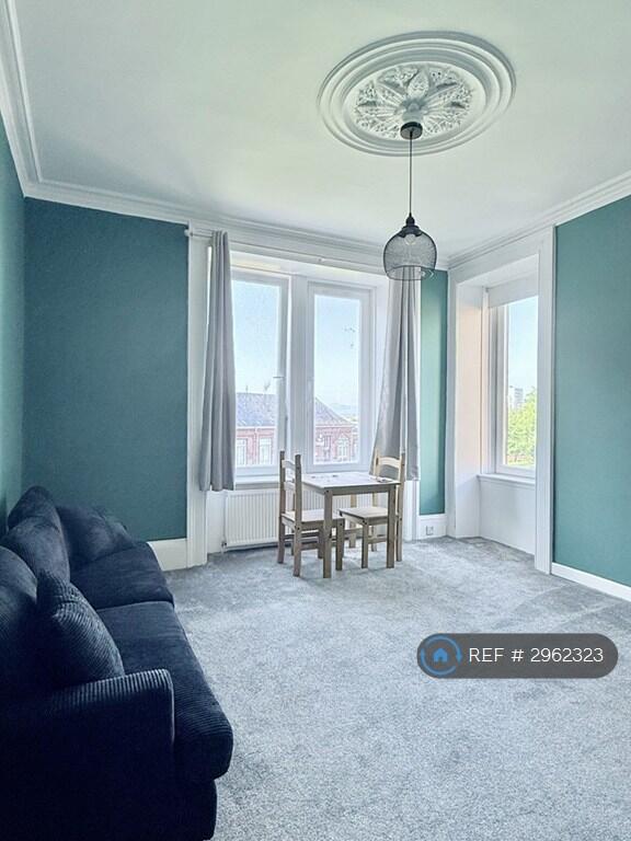 1 bed 1st Floor Flat for rent in Greenock. From OpenRent
