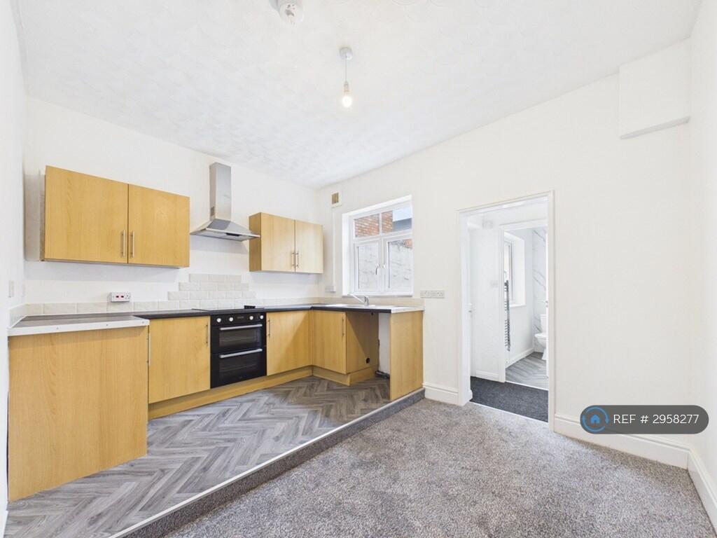 2 bed Mid Terraced House for rent in Darlington. From OpenRent