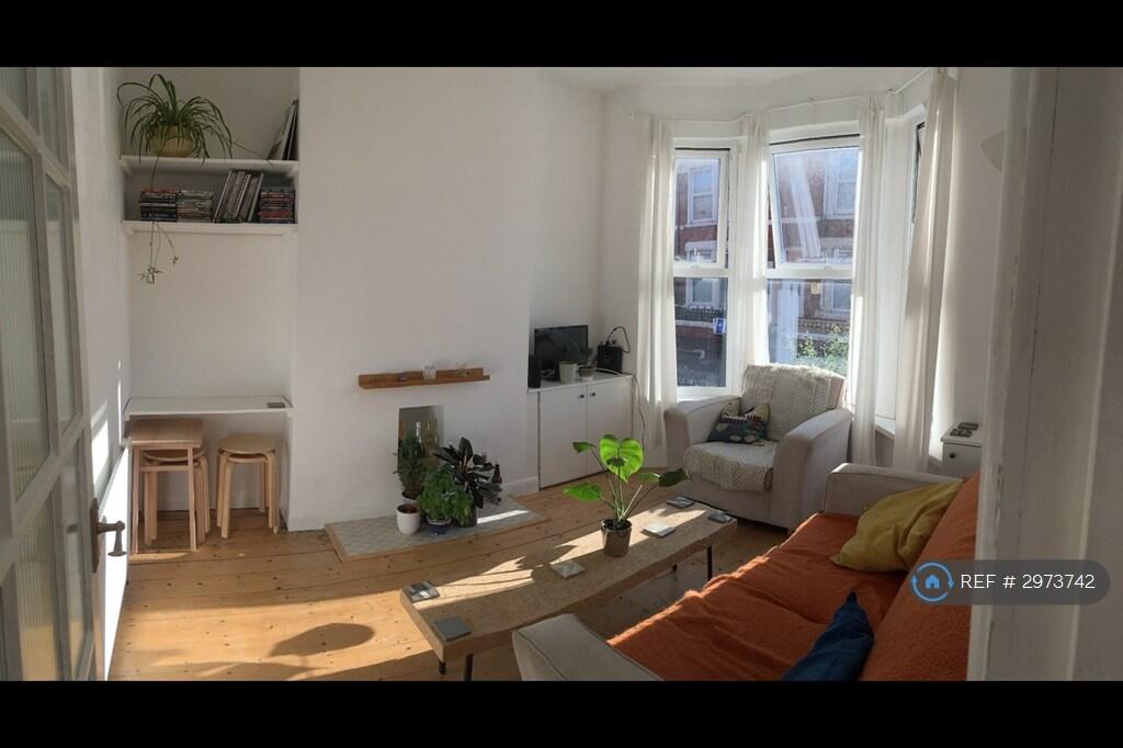 4 bed Mid Terraced House for rent in Liverpool. From OpenRent
