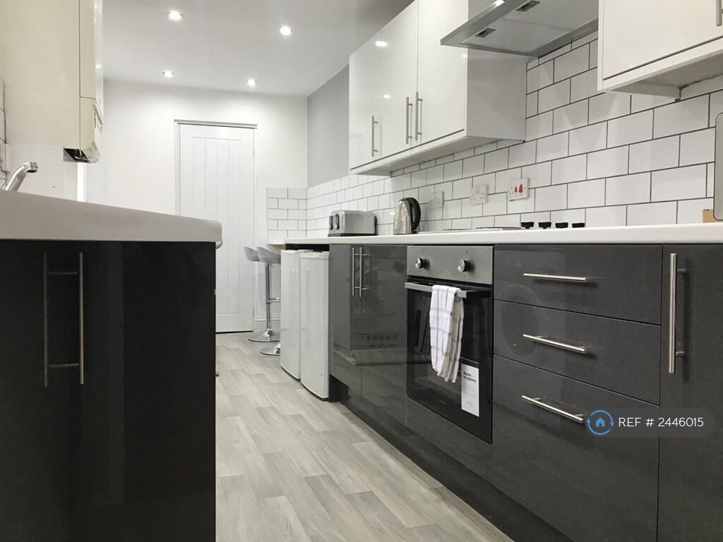 1 bed House Share for rent in Middlesbrough. From OpenRent 1 bed House Share for rent in Middlesbrough. From OpenRent