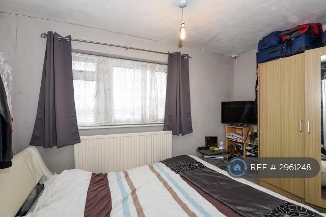 1 bed Flat Share for rent in Sunbury. From OpenRent