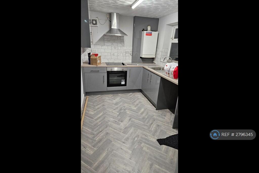 2 bed Mid Terraced House for rent in Burnley. From OpenRent 2 bed Mid Terraced House for rent in Burnley. From OpenRent