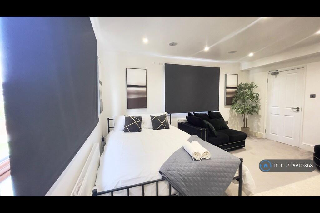 1 bed House Share for rent in Upper Upnor. From OpenRent 1 bed House Share for rent in Upper Upnor. From OpenRent