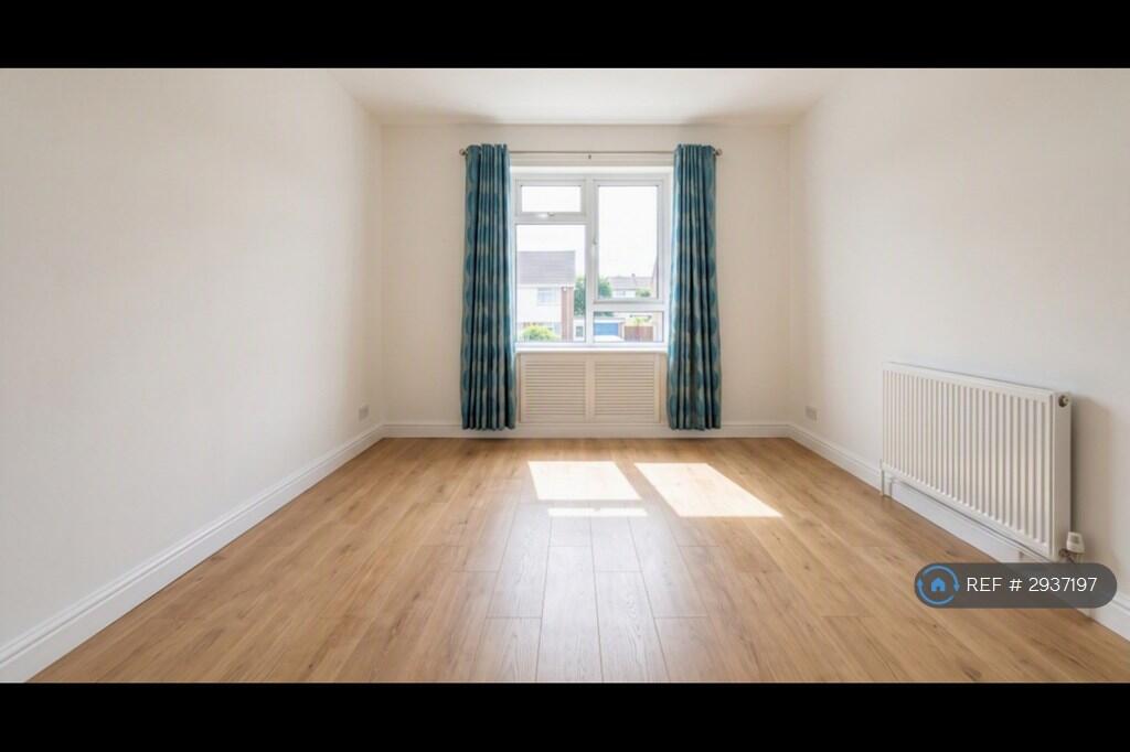 2 bed 1st Floor Flat for rent in Washington. From OpenRent