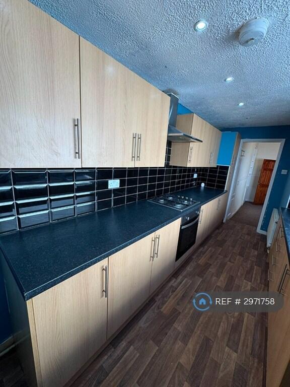 2 bed Mid Terraced House for rent in Sunderland. From OpenRent 2 bed Mid Terraced House for rent in Sunderland. From OpenRent