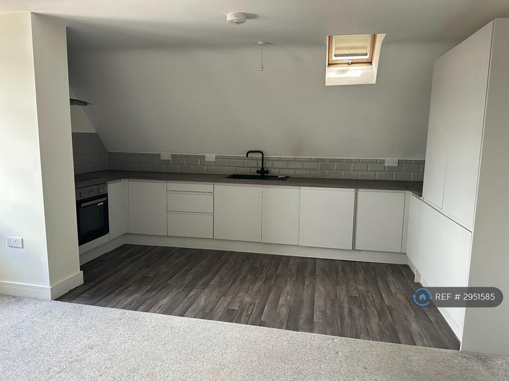 2 bed 1st Floor Flat for rent in Brinsworth. From OpenRent 2 bed 1st Floor Flat for rent in Brinsworth. From OpenRent