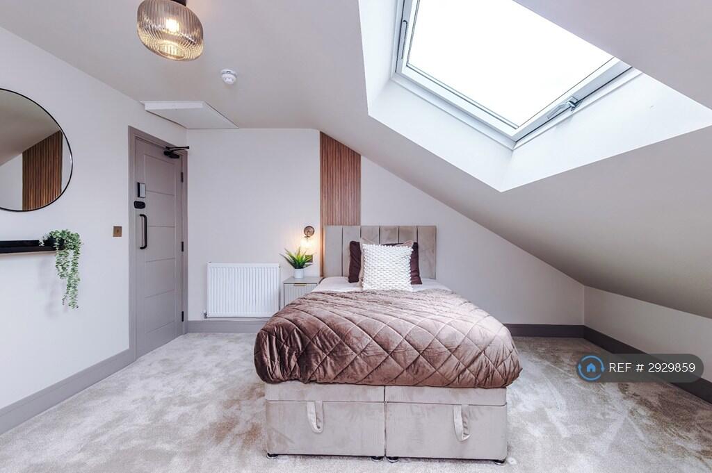 4 bed Studio for rent in Warrington. From OpenRent 4 bed Studio for rent in Warrington. From OpenRent
