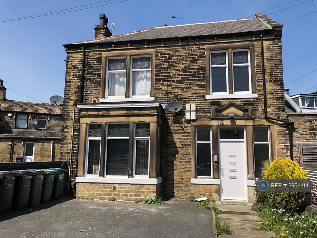 4 bed Studio for rent in Bradford. From OpenRent