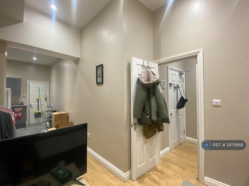 1 bed 1st Floor Flat for rent in Coventry. From OpenRent