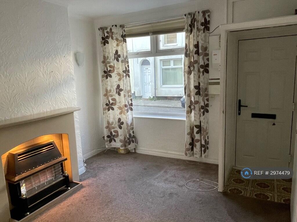 2 bed Mid Terraced House for rent in Liverpool. From OpenRent