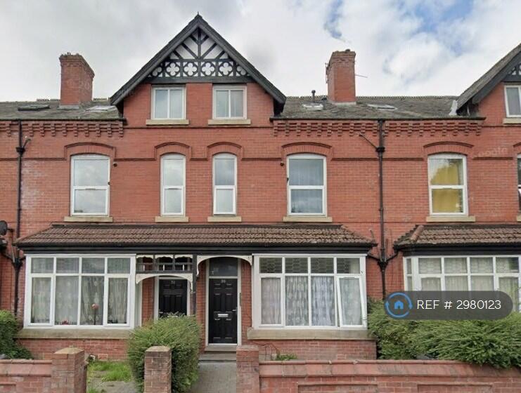 4 bed Studio for rent in Bolton. From OpenRent