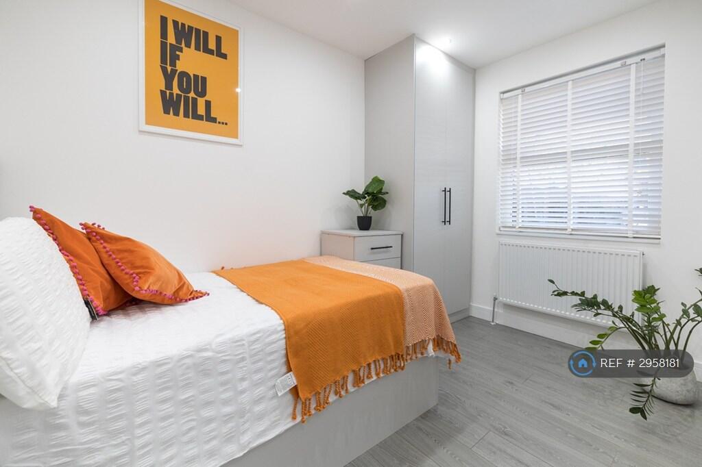 1 bed House Share for rent in Sunbury. From OpenRent