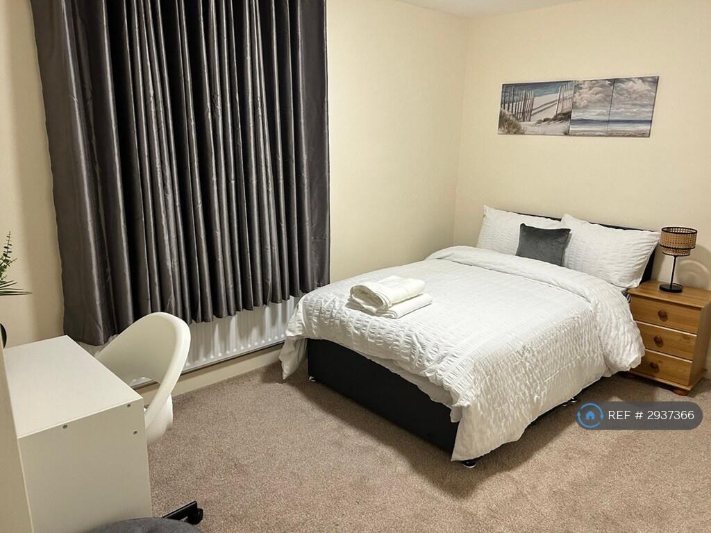 1 bed House Share for rent in Gillingham. From OpenRent