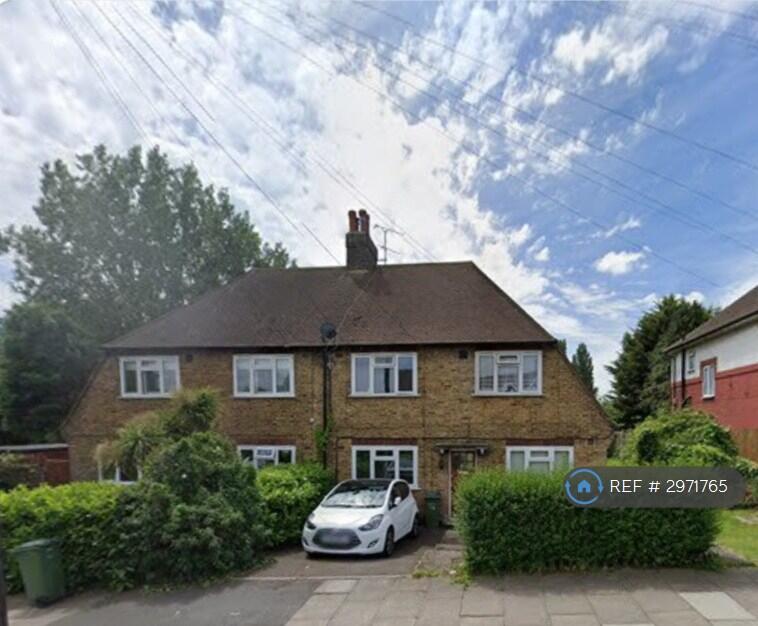 1 bed Flat Share for rent in London. From OpenRent