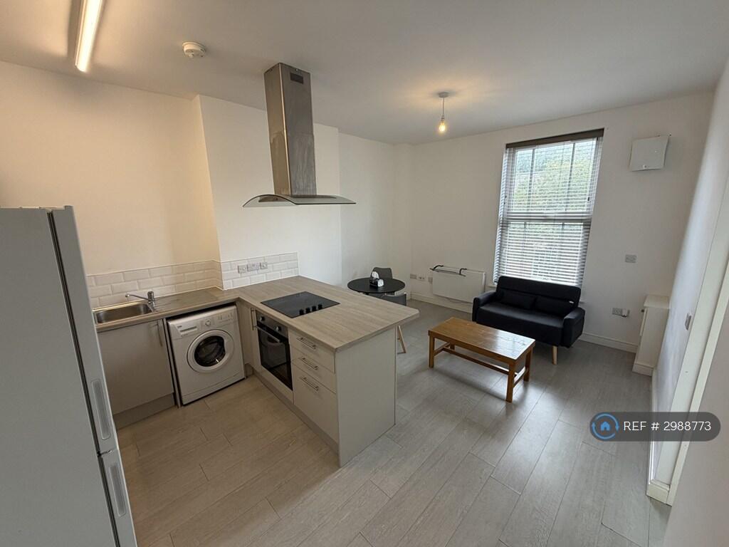 1 bed 1st Floor Flat for rent in Crewe. From OpenRent 1 bed 1st Floor Flat for rent in Crewe. From OpenRent