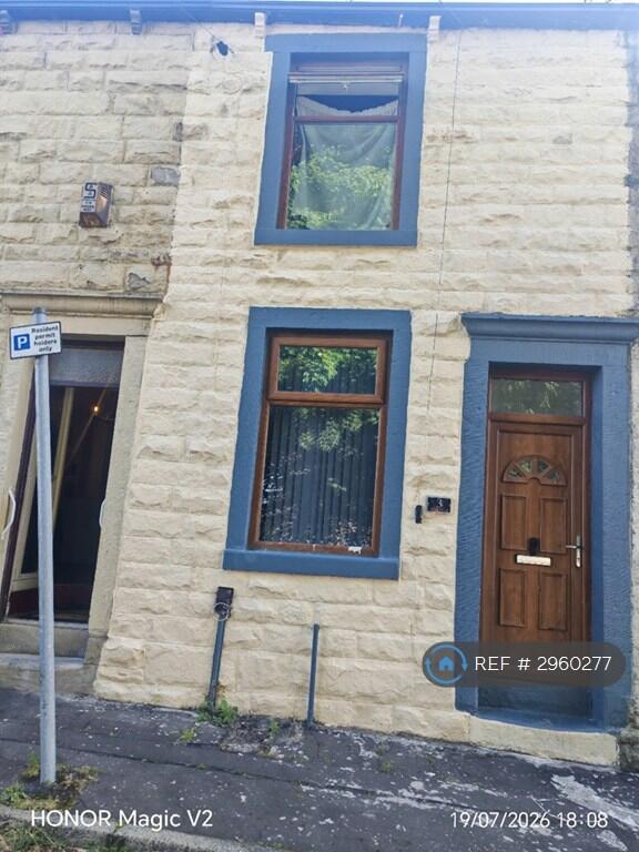 2 bed Mid Terraced House for rent in Burnley. From OpenRent 2 bed Mid Terraced House for rent in Burnley. From OpenRent