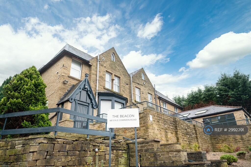 1 bed 1st Floor Flat for rent in Huddersfield. From OpenRent 1 bed 1st Floor Flat for rent in Huddersfield. From OpenRent