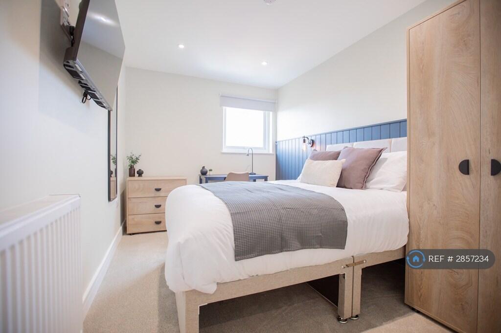 7 bed Mid Terraced House for rent in Portsmouth. From OpenRent