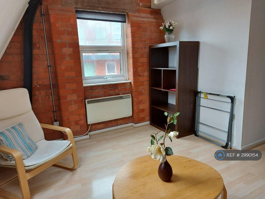 1 bed 1st Floor Flat for rent in Leicester. From OpenRent 1 bed 1st Floor Flat for rent in Leicester. From OpenRent