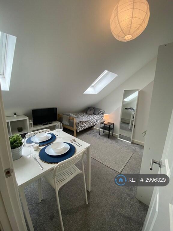 1 bed House Share for rent in Stafford. From OpenRent