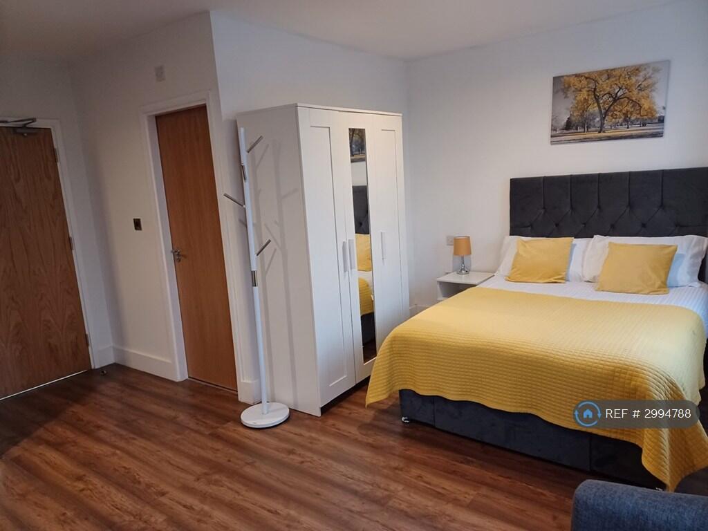 1 bed 1st Floor Flat for rent in Stafford. From OpenRent 1 bed 1st Floor Flat for rent in Stafford. From OpenRent