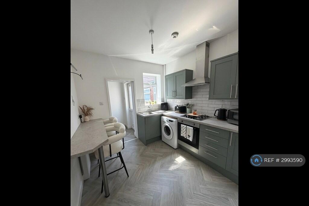 2 bed Mid Terraced House for rent in Barnsley. From OpenRent 2 bed Mid Terraced House for rent in Barnsley. From OpenRent