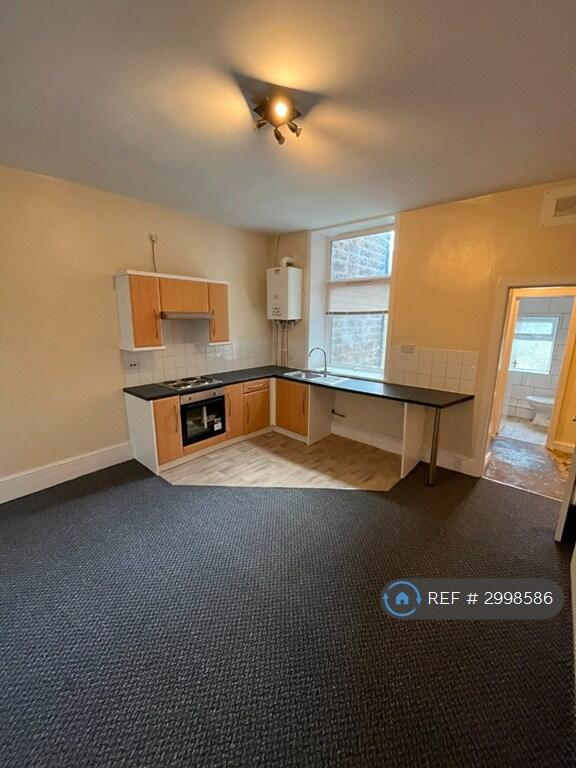 1 bed 1st Floor Flat for rent in Colne. From OpenRent 1 bed 1st Floor Flat for rent in Colne. From OpenRent