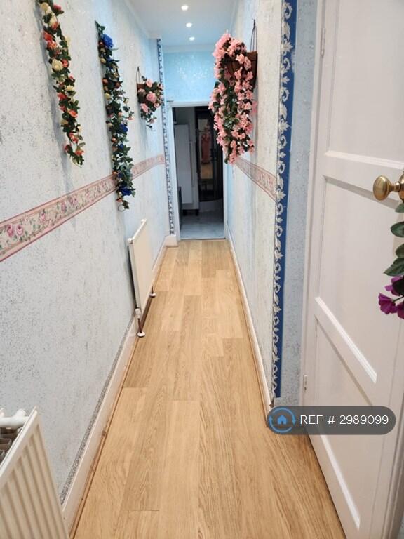 1 bed Flat Share for rent in Leeds. From OpenRent