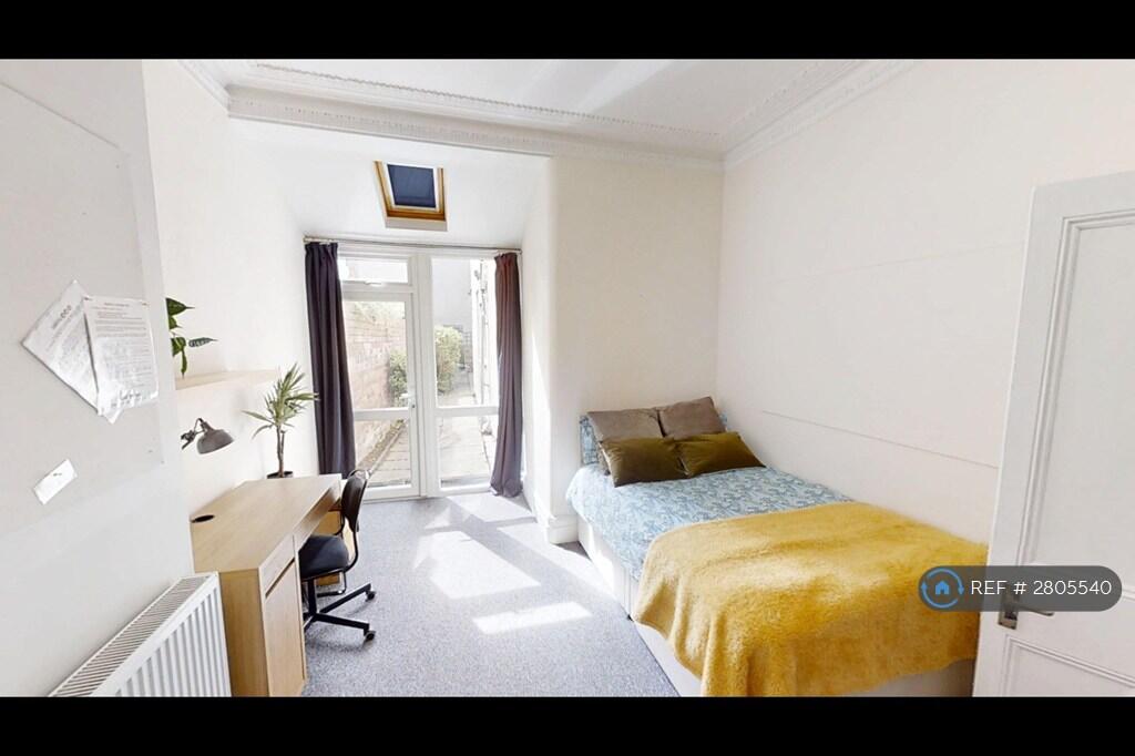 1 bed House Share for rent in Bristol. From OpenRent 1 bed House Share for rent in Bristol. From OpenRent