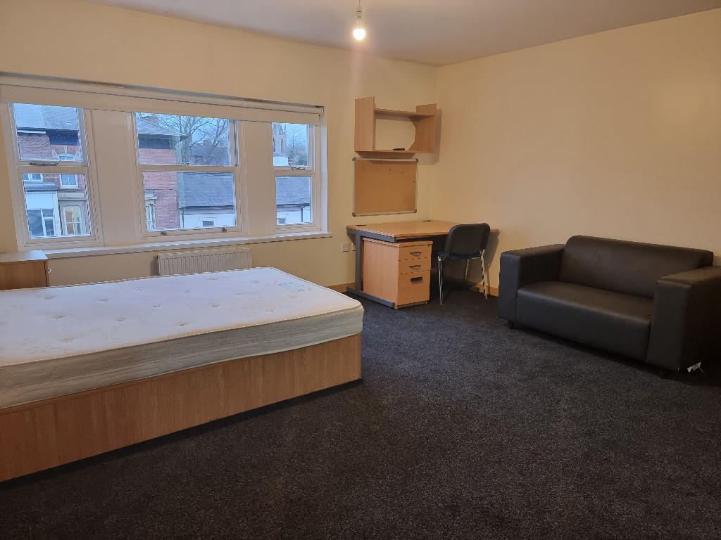 1 bed Apartment for rent in Stoughton. From Parmars - Leicester