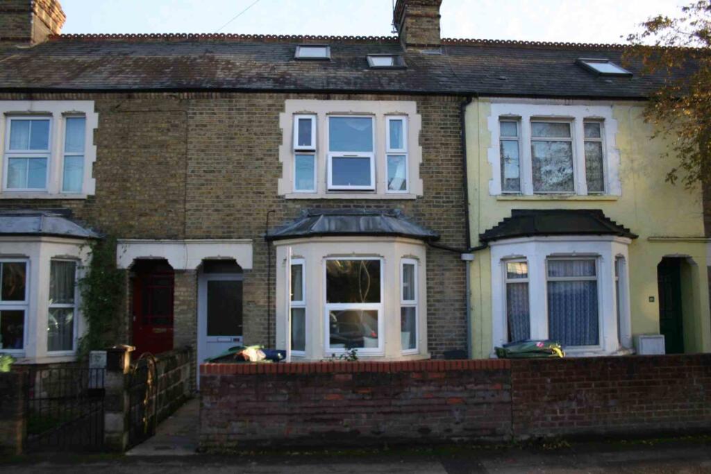 6 bed Mid Terraced House for rent in Sandford-on-Thames. From JCP Estate Agents - East Oxford