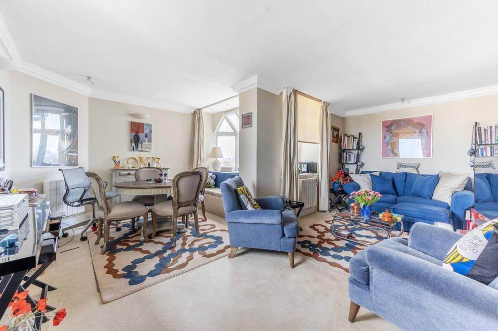 3 bed 1st Floor Flat for rent in Chelsea. From Pomp Properties - London 3 bed 1st Floor Flat for rent in Chelsea. From Pomp Properties - London