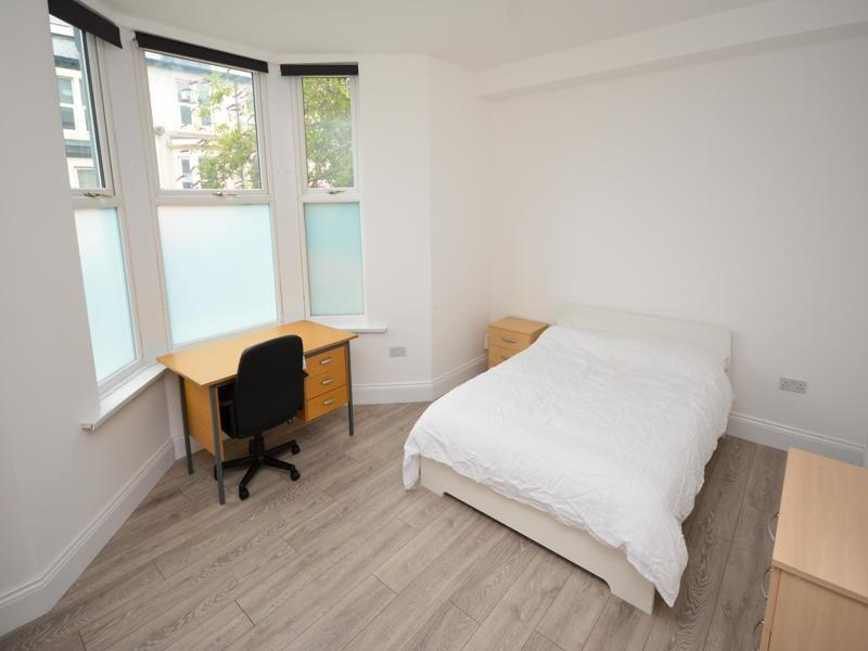 6 bed Mid Terraced House for rent in Newcastle upon Tyne. From Jesmond Property Shop - Jesmond