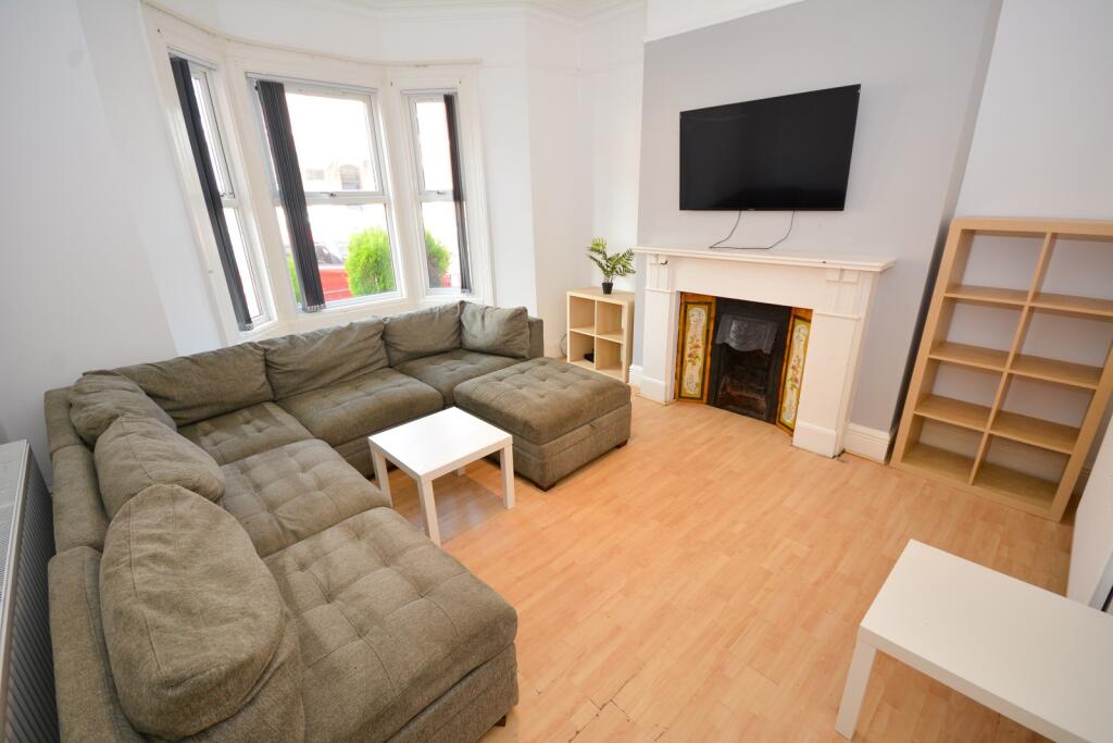 6 bed Mid Terraced House for rent in Newcastle upon Tyne. From Jesmond Property Shop - Jesmond