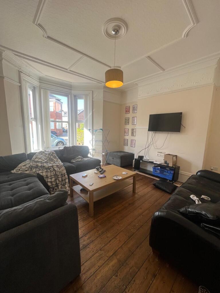 7 bed Mid Terraced House for rent in Newcastle upon Tyne. From Jesmond Property Shop - Jesmond