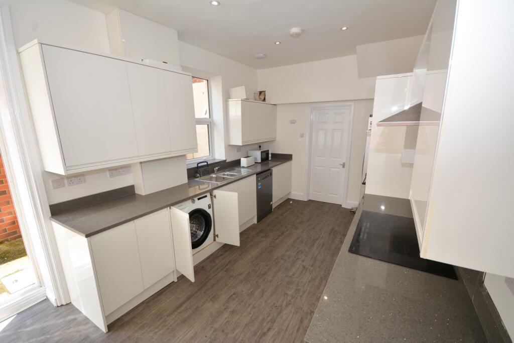 7 bed Mid Terraced House for rent in Newcastle upon Tyne. From Jesmond Property Shop - Jesmond