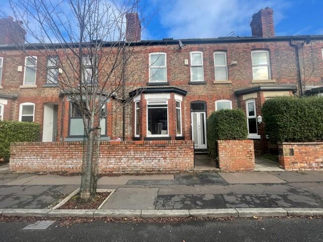 5 bed Private Halls for rent in Gatley. From Jordan Fishwick - Didsbury