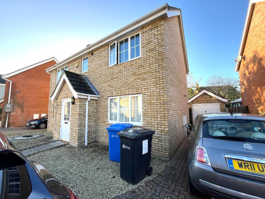 6 bed Detached for rent in Colney. From Alexander & Co - Norwich