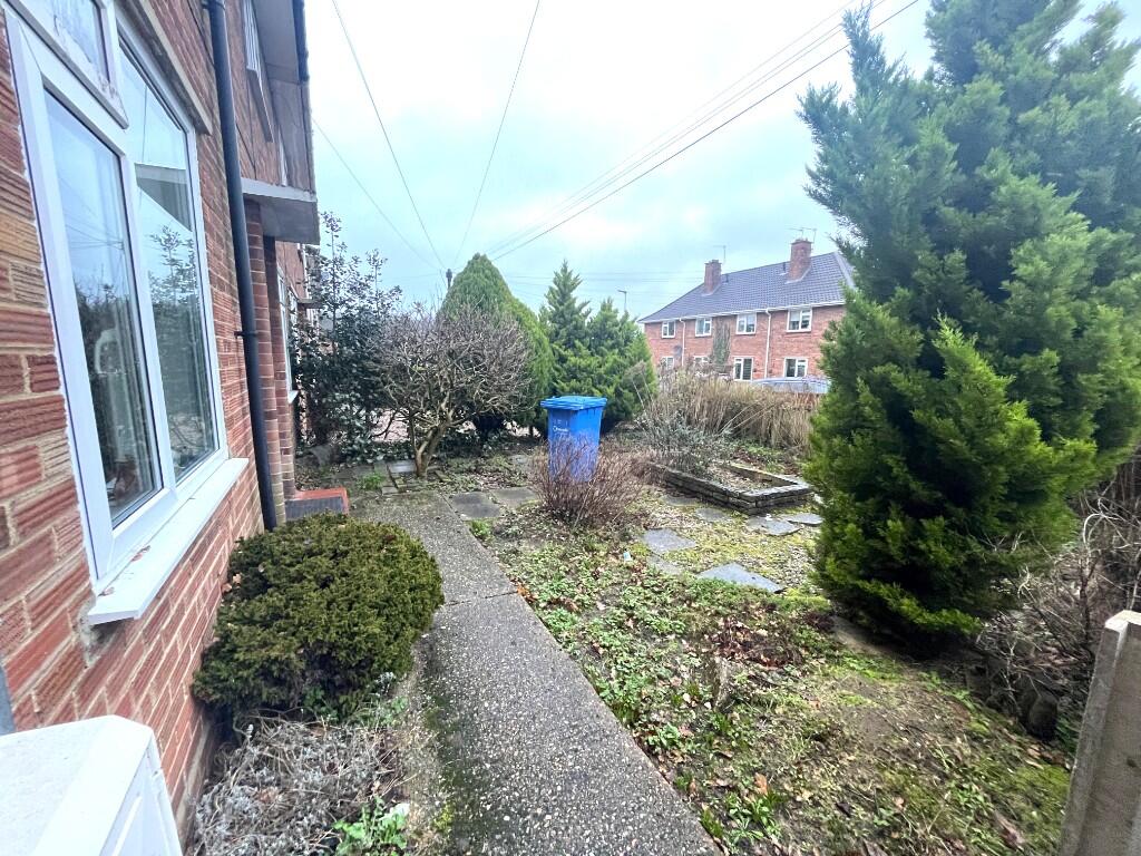 4 bed Mid Terraced House for rent in Colney. From Alexander & Co - Norwich 4 bed Mid Terraced House for rent in Colney. From Alexander & Co - Norwich