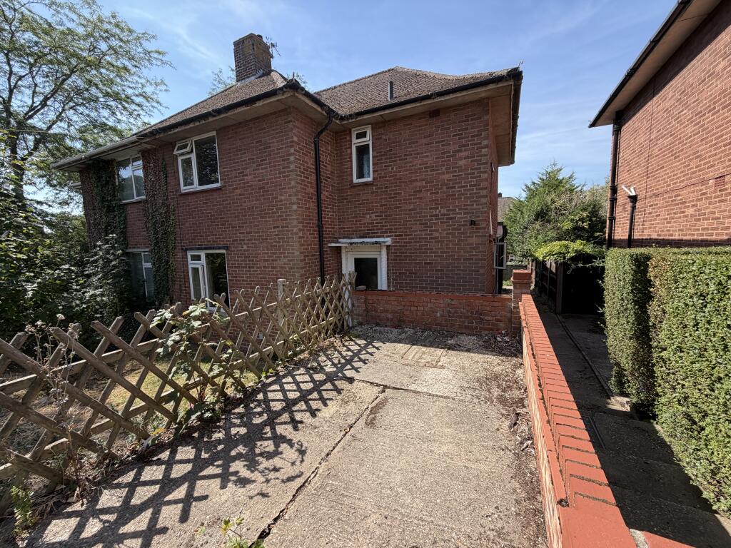 6 bed Semi Detached for rent in Colney. From Alexander & Co - Norwich