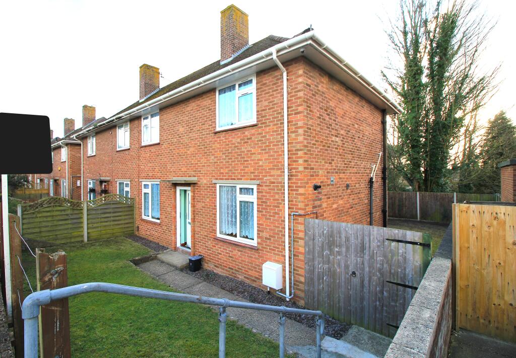 4 bed Semi Detached for rent in Colney. From Alexander & Co - Norwich 4 bed Semi Detached for rent in Colney. From Alexander & Co - Norwich