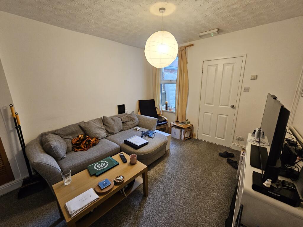 4 bed Mid Terraced House for rent in Norwich. From Alexander & Co - Norwich