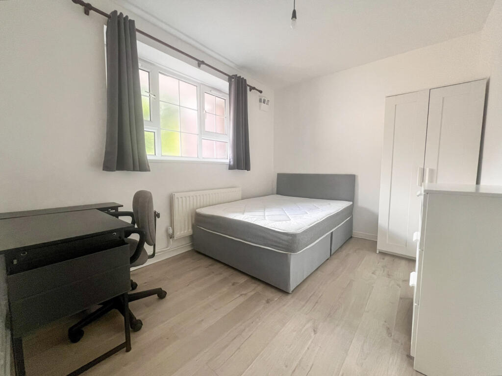 3 bed 1st Floor Flat for rent in London. From Residential Realtors - London