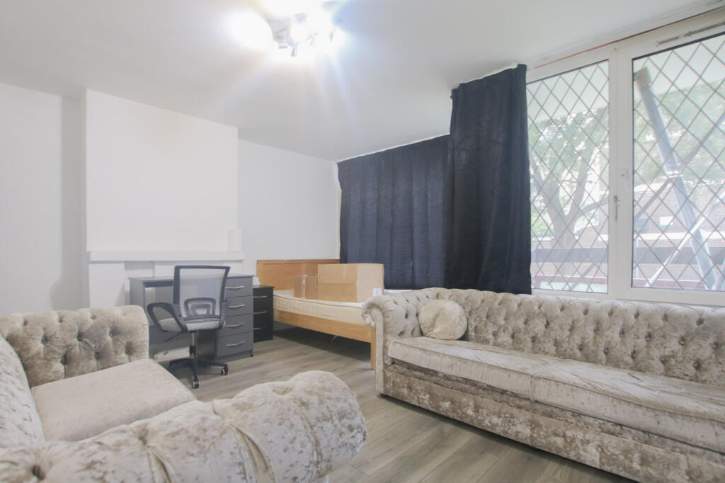 3 bed Annexe for rent in London. From Residential Realtors - London